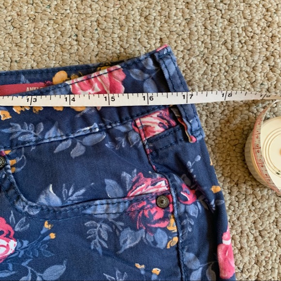 Arizona Jean Co Floral Ankle Pants - Picture 5 of 7